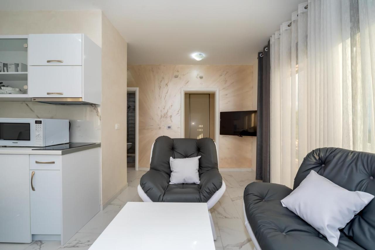 Kaom Lux Apartment Dobra Voda Exterior foto