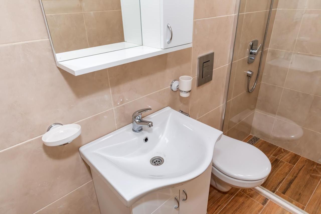 Kaom Lux Apartment Dobra Voda Exterior foto
