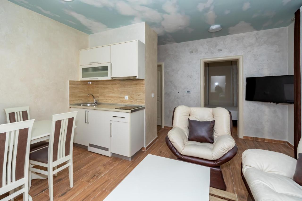 Kaom Lux Apartment Dobra Voda Exterior foto