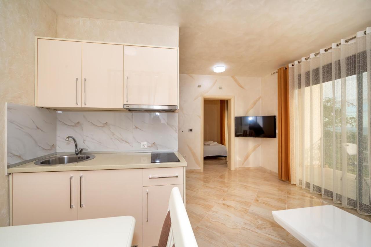 Kaom Lux Apartment Dobra Voda Exterior foto