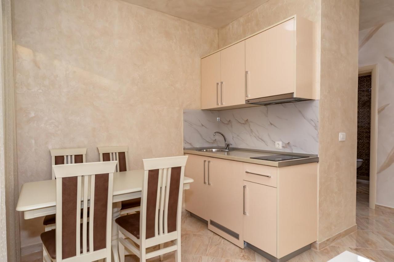 Kaom Lux Apartment Dobra Voda Exterior foto