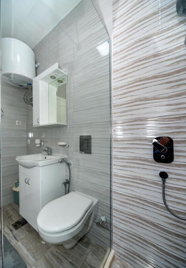 Kaom Lux Apartment Dobra Voda Exterior foto