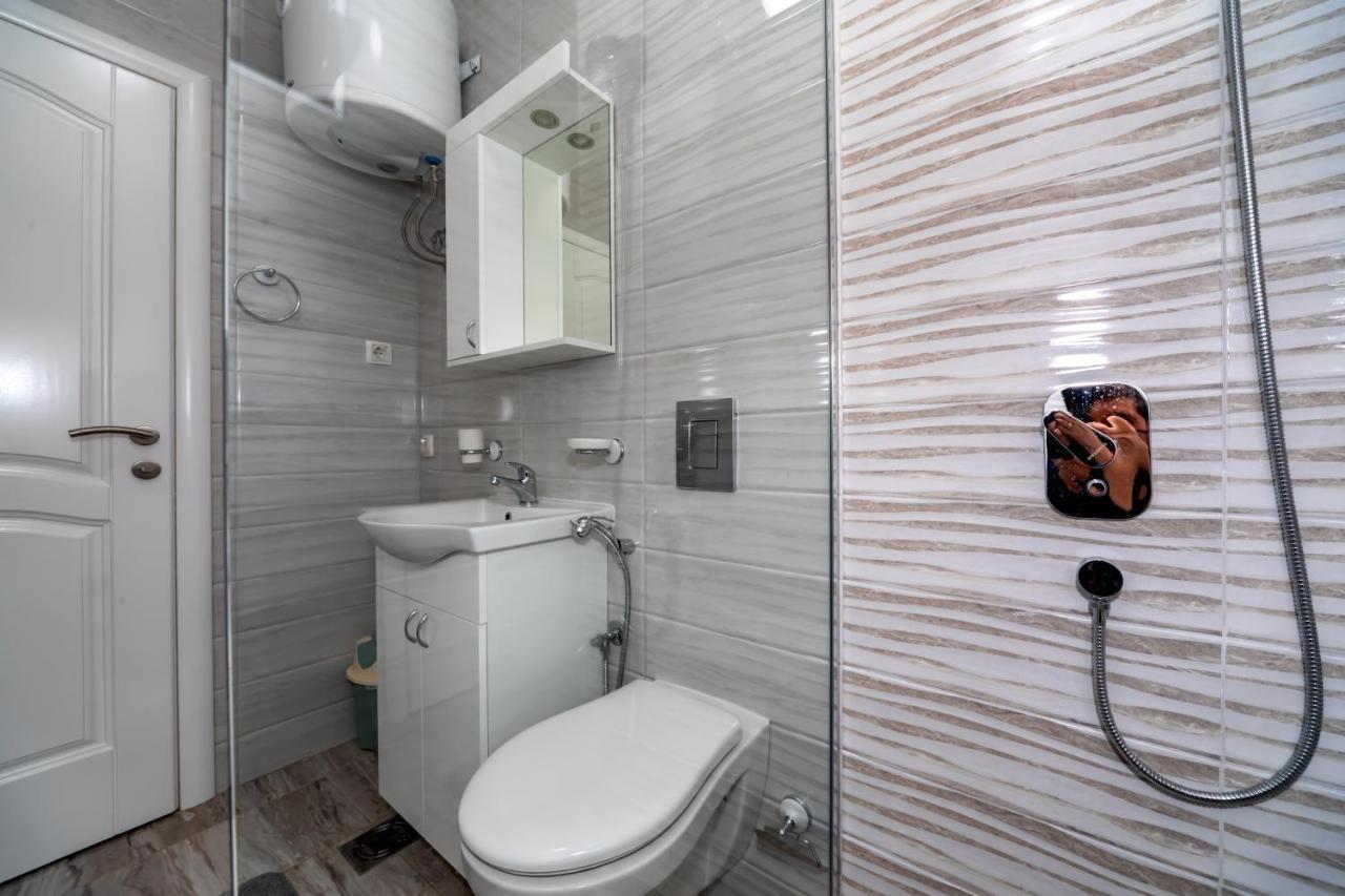 Kaom Lux Apartment Dobra Voda Exterior foto