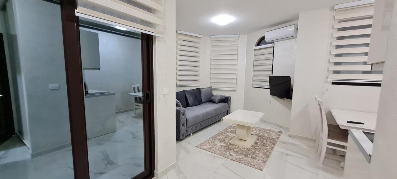 Kaom Lux Apartment Dobra Voda Exterior foto