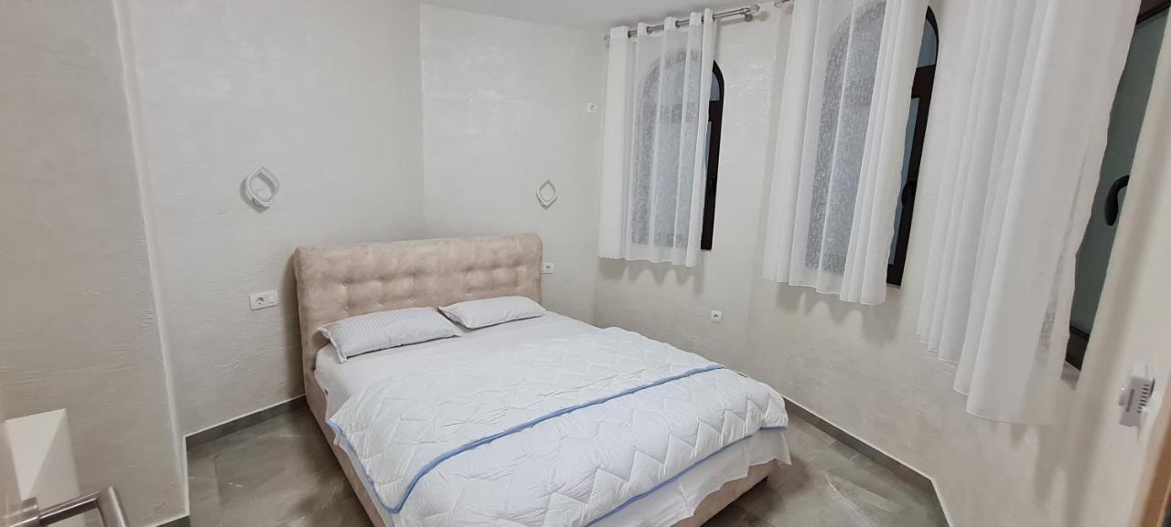 Kaom Lux Apartment Dobra Voda Exterior foto